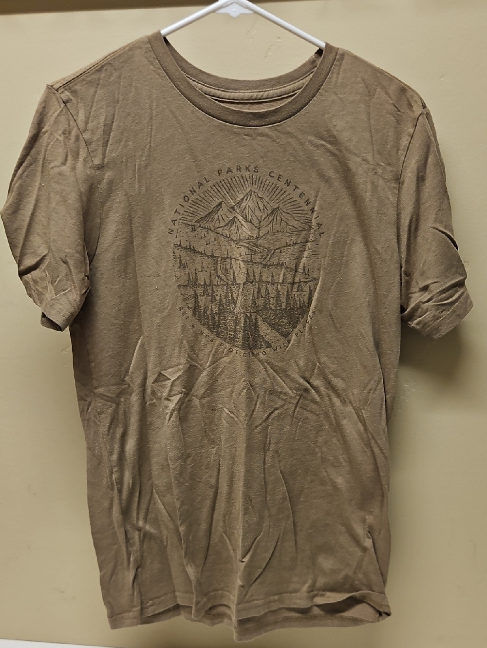 REI National Park Centennial Brown Short Sleeve Graphic Tee